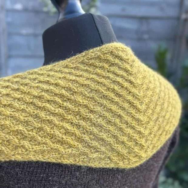Saltash Cabled Scarf - Project Kit - Image 4