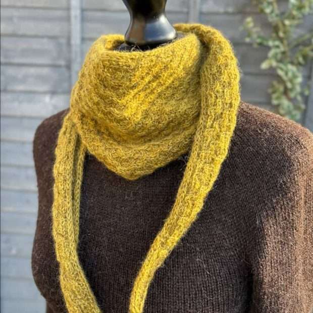 Saltash Cabled Scarf - Project Kit - Image 3