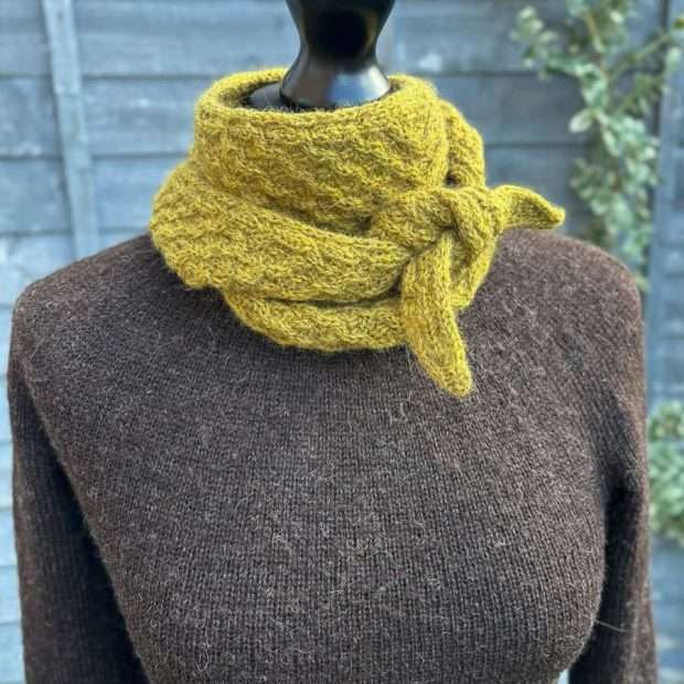 Saltash Cabled Scarf - Project Kit - Image 2